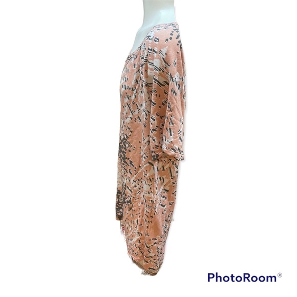 Blush splatter print top - Picture 6 of 6